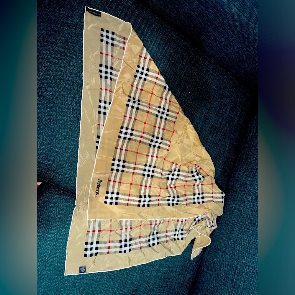 Burberry scarf